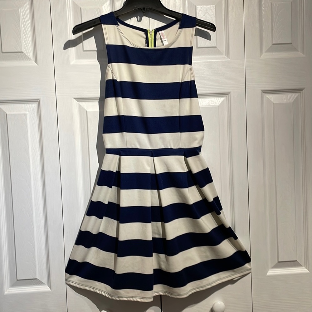 Xhilaration navy white striped dress size medium